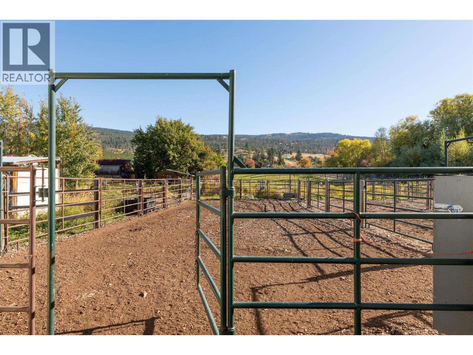 5451 Whelan Road, Kelowna, British Columbia V1X 7V5 - Photo 10 - 10403570