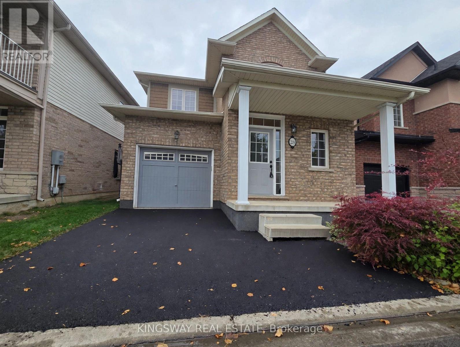 28 Tidemore Heights, Hamilton, Ontario  L8E 0B7 - Photo 2 - X13571712