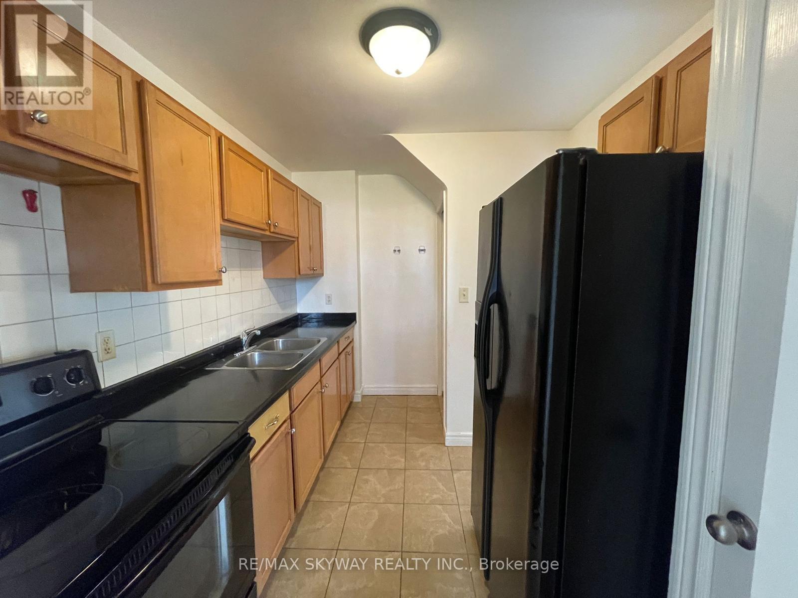 97 - 1730 Columbia Court, Windsor, Ontario  N9E 1B1 - Photo 6 - X14090314