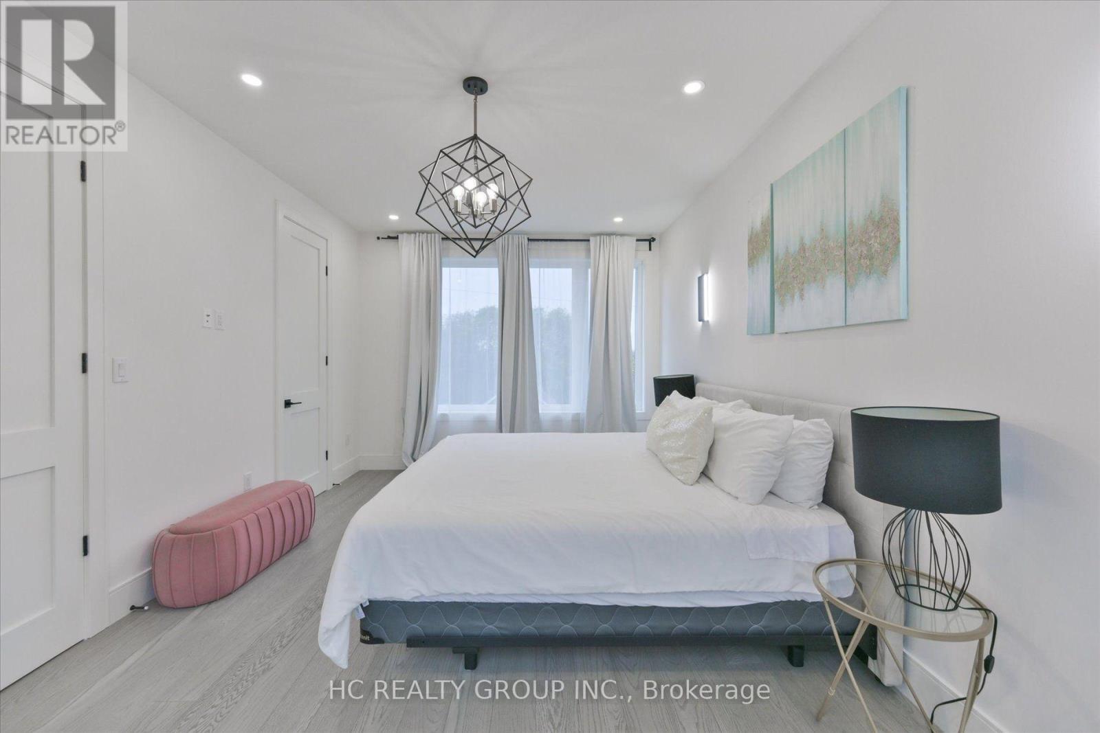78 Greendale Avenue, Toronto, Ontario  M6N 4P6 - Photo 34 - W14089874