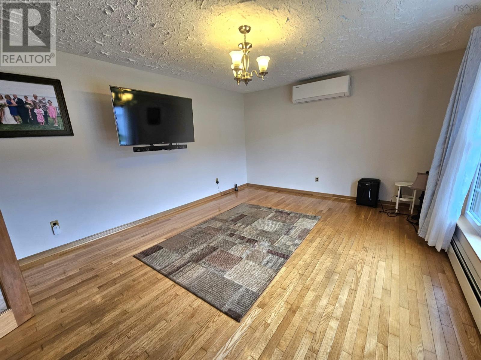8 Stacey Avenue, North Sydney, Nova Scotia B2A 3P4 - Photo 13 - 202625267
