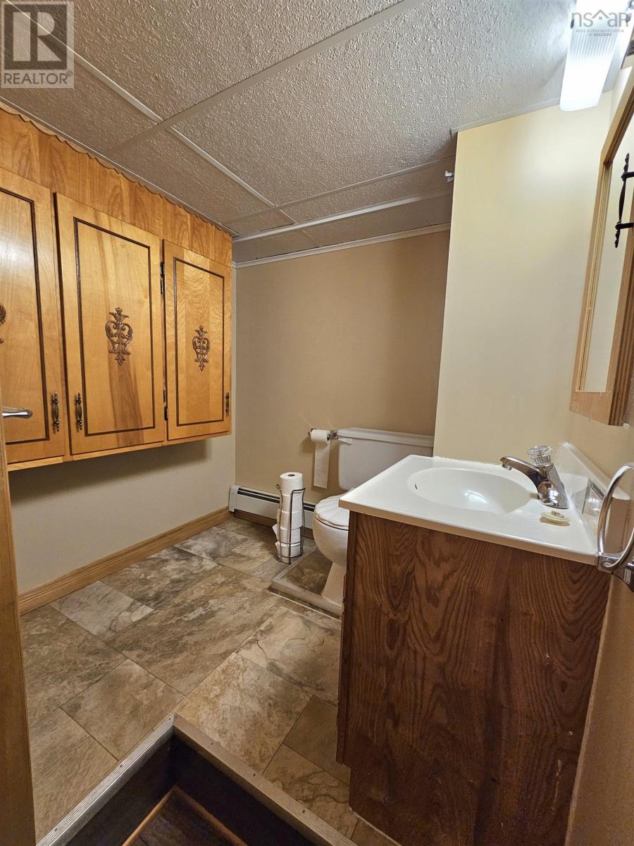 8 Stacey Avenue, North Sydney, Nova Scotia B2A 3P4 - Photo 29 - 202625267