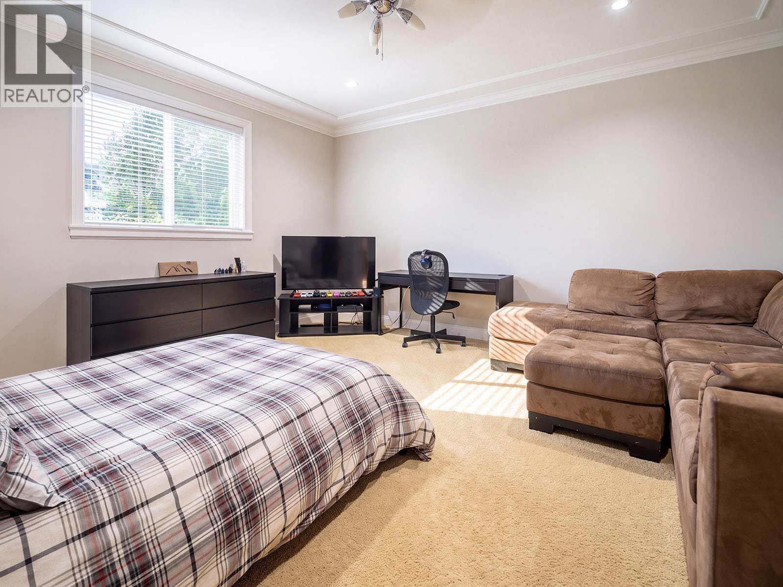 1016 Condor Place, Squamish, British Columbia  V8B 0P4 - Photo 32 - R3173482
