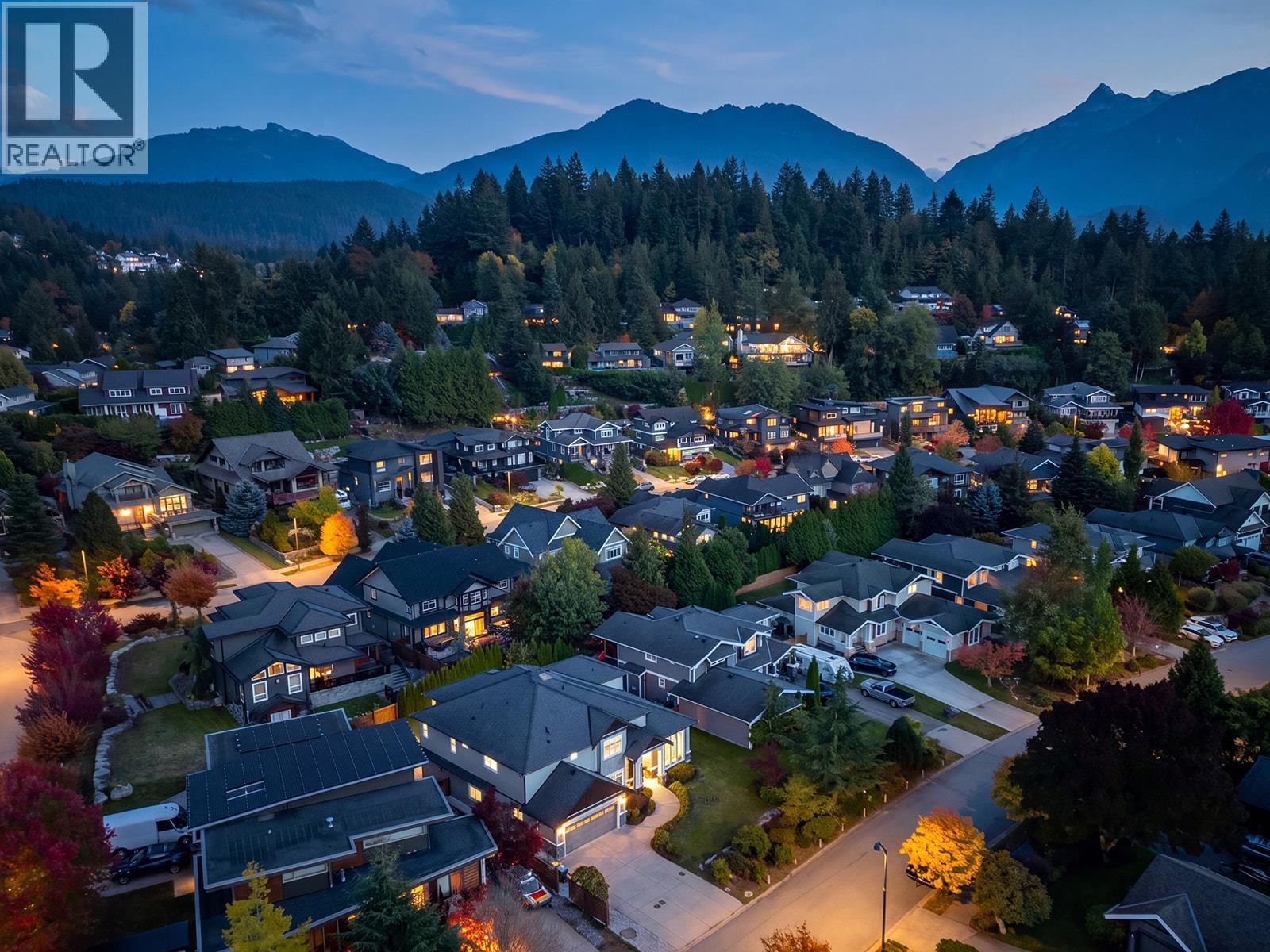 1016 Condor Place, Squamish, British Columbia  V8B 0P4 - Photo 36 - R3173482