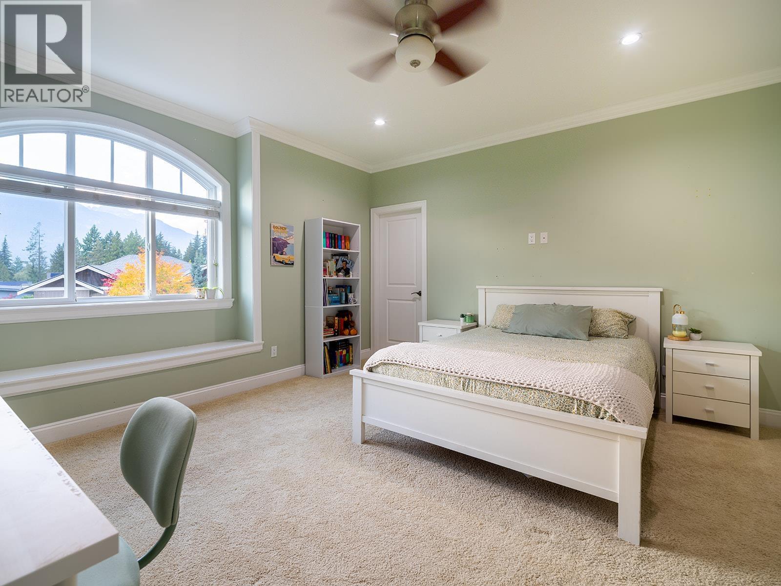 1016 Condor Place, Squamish, British Columbia  V8B 0P4 - Photo 31 - R3173482