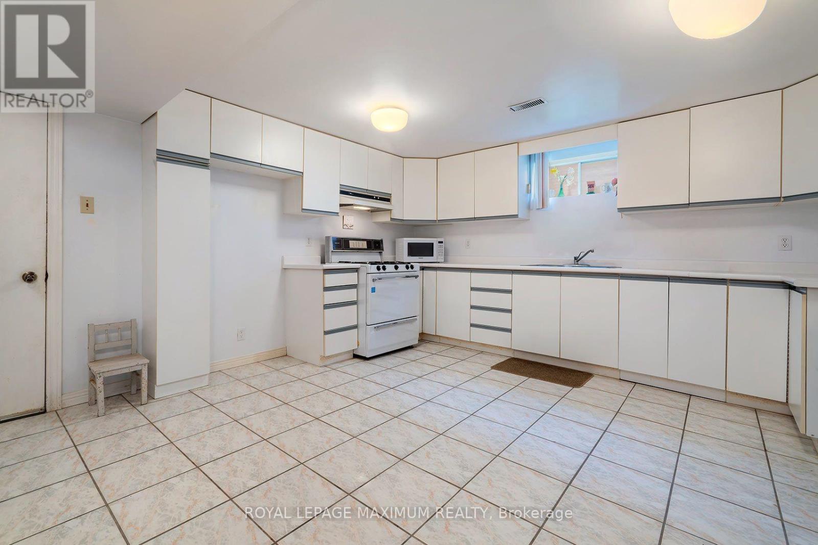 114 Beechnut Road, Vaughan, Ontario  L4L 6T8 - Photo 29 - N14090350