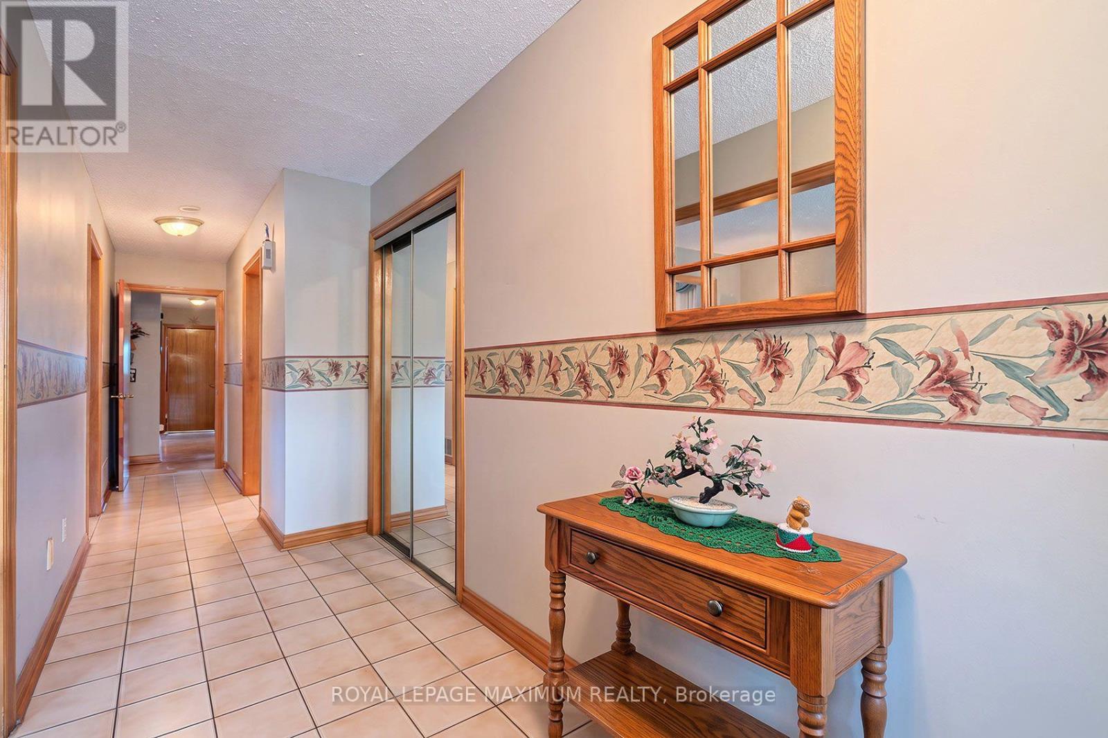 114 Beechnut Road, Vaughan, Ontario  L4L 6T8 - Photo 6 - N14090350