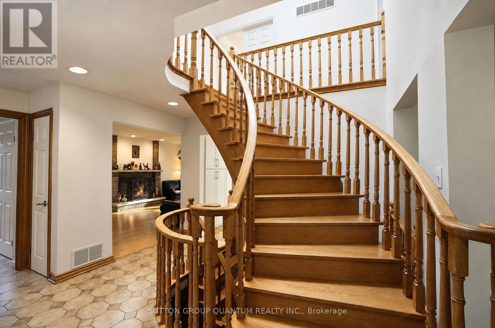 5254 Charnwood Crescent, Mississauga, Ontario  L5M 2J9 - Photo 15 - W14090382
