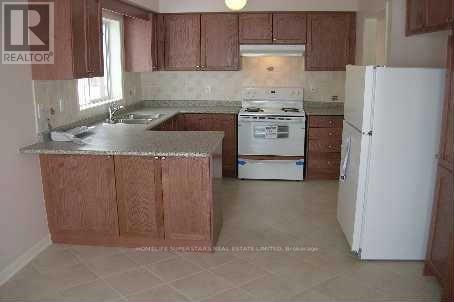 10 Snowshoe Lane, Brampton, Ontario  L6R 0J1 - Photo 4 - W14090438