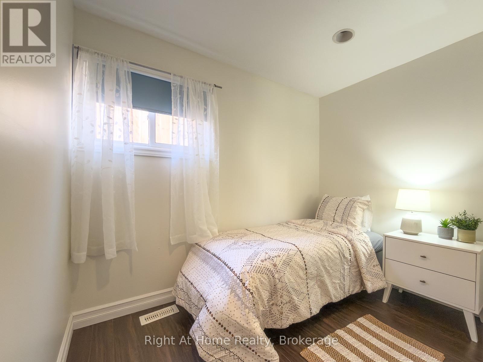 166 Catharine Street, Belleville, Ontario  K8P 1M8 - Photo 11 - X14089912