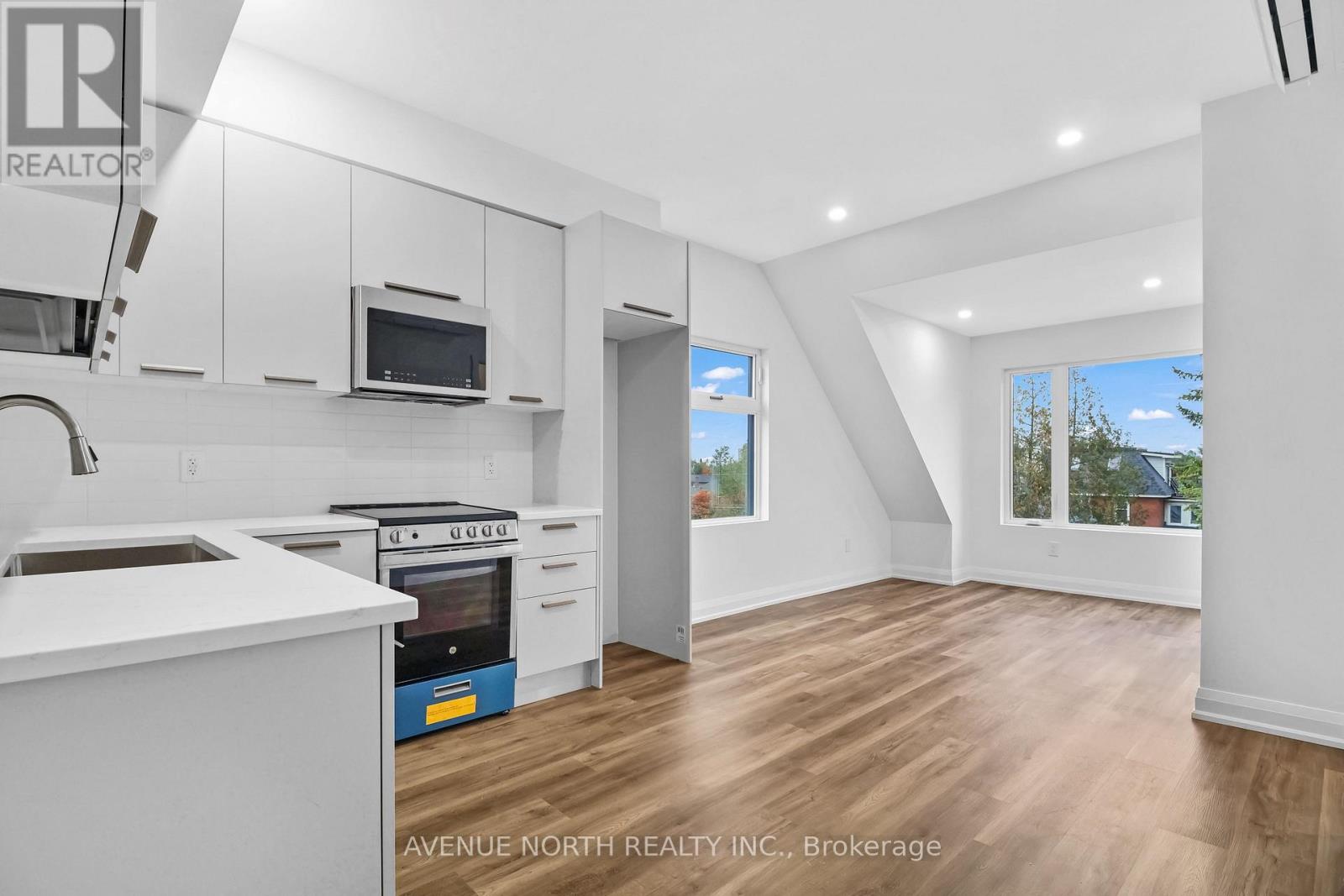 203 - 436 Athlone Avenue, Ottawa, Ontario K1Z 5M7 - Photo 2 - X14090494
