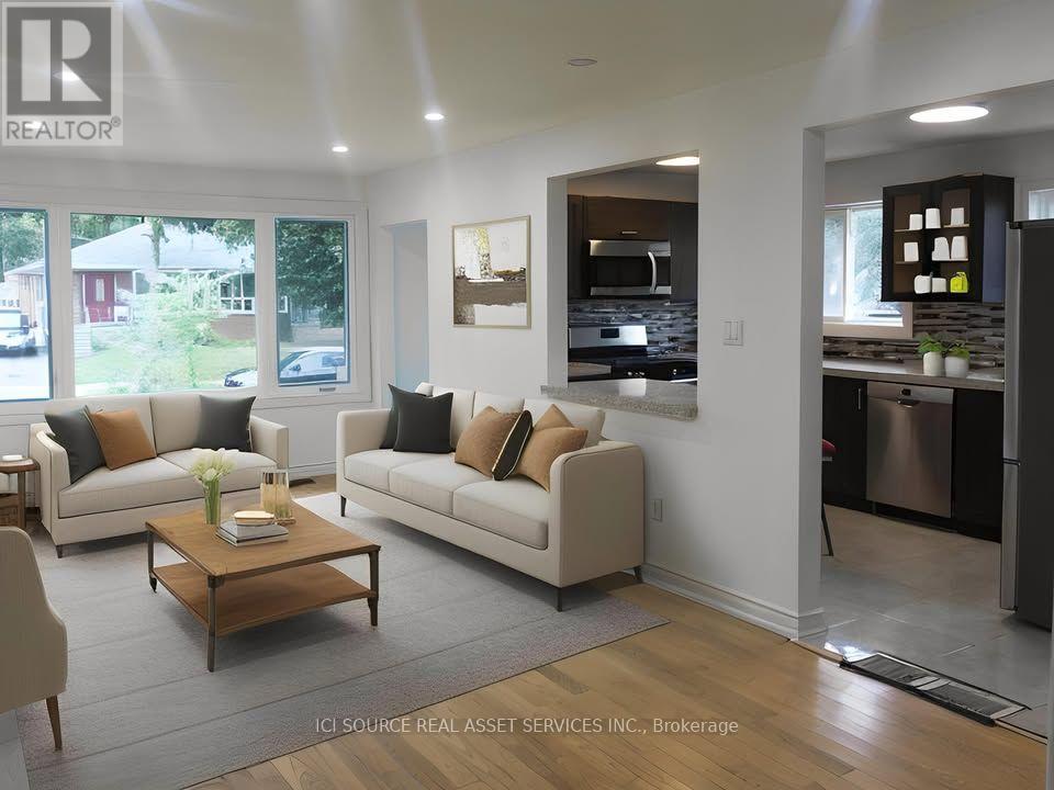 50 RUSHLEY DRIVE, Toronto, Ontario