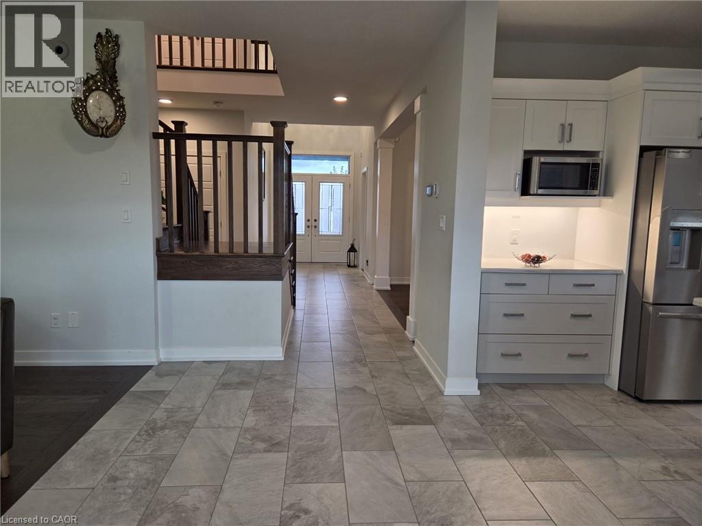 6 Feathers Crossing, St. Thomas, Ontario  N5R 0M4 - Photo 6 - 40871802