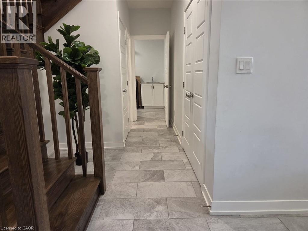 6 Feathers Crossing, St. Thomas, Ontario  N5R 0M4 - Photo 14 - 40871802