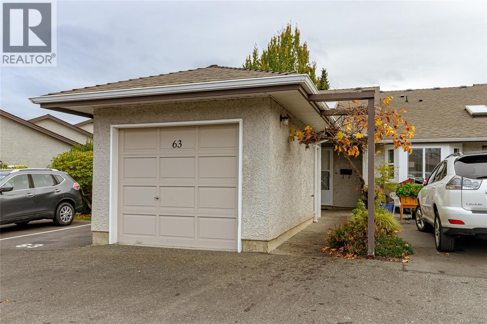 63 2070 Amelia Ave, Sidney, British Columbia  V8L 4X6 - Photo 1 - 1052346