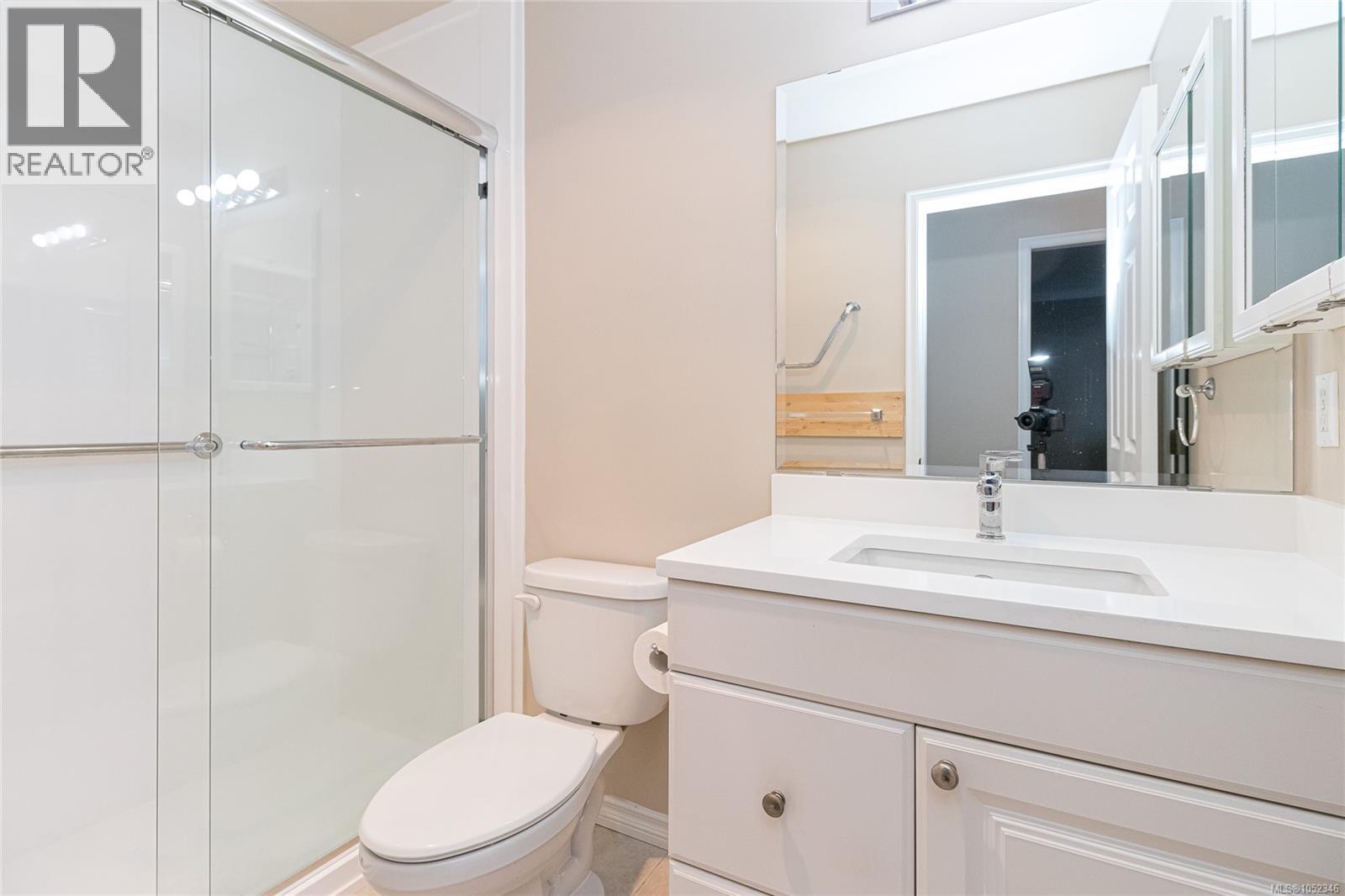 63 2070 Amelia Ave, Sidney, British Columbia  V8L 4X6 - Photo 23 - 1052346