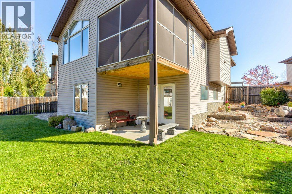 442 Gateway Crescent S