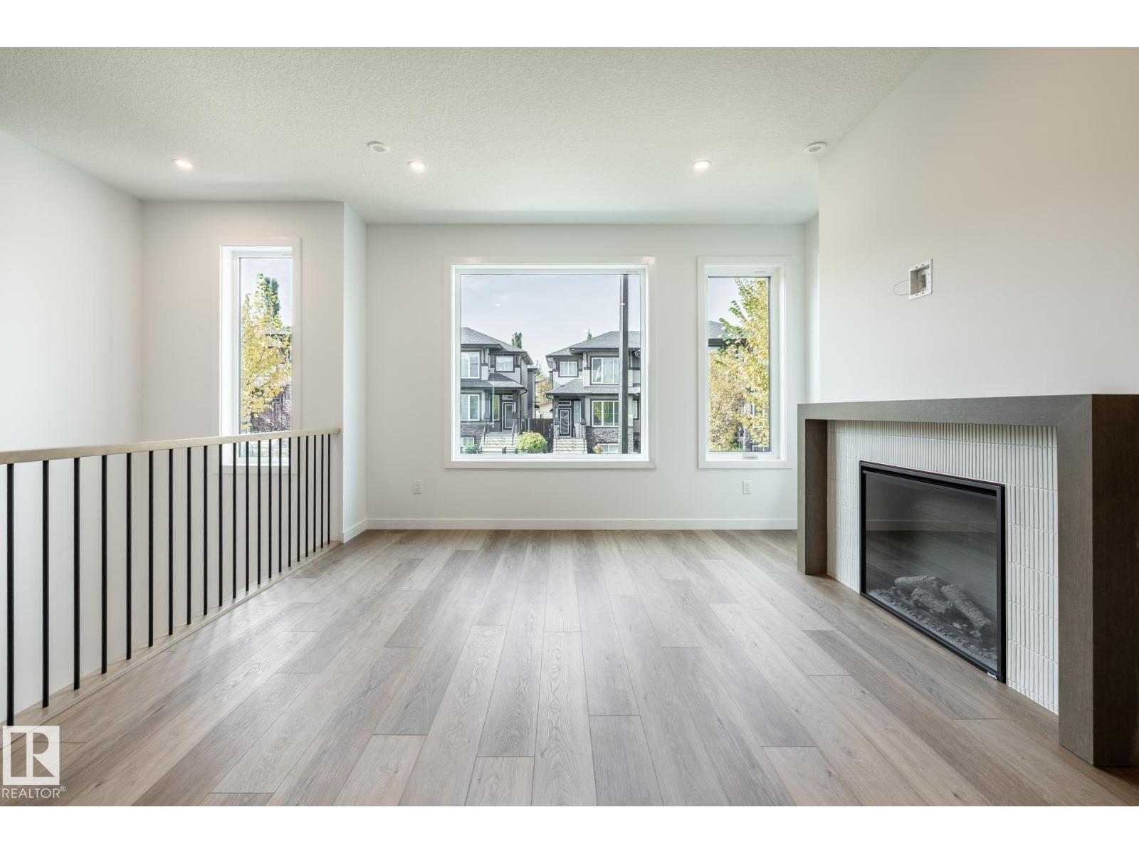 7443 May Common Nw Nw, Edmonton, Alberta  T6R 0X4 - Photo 18 - E4513375