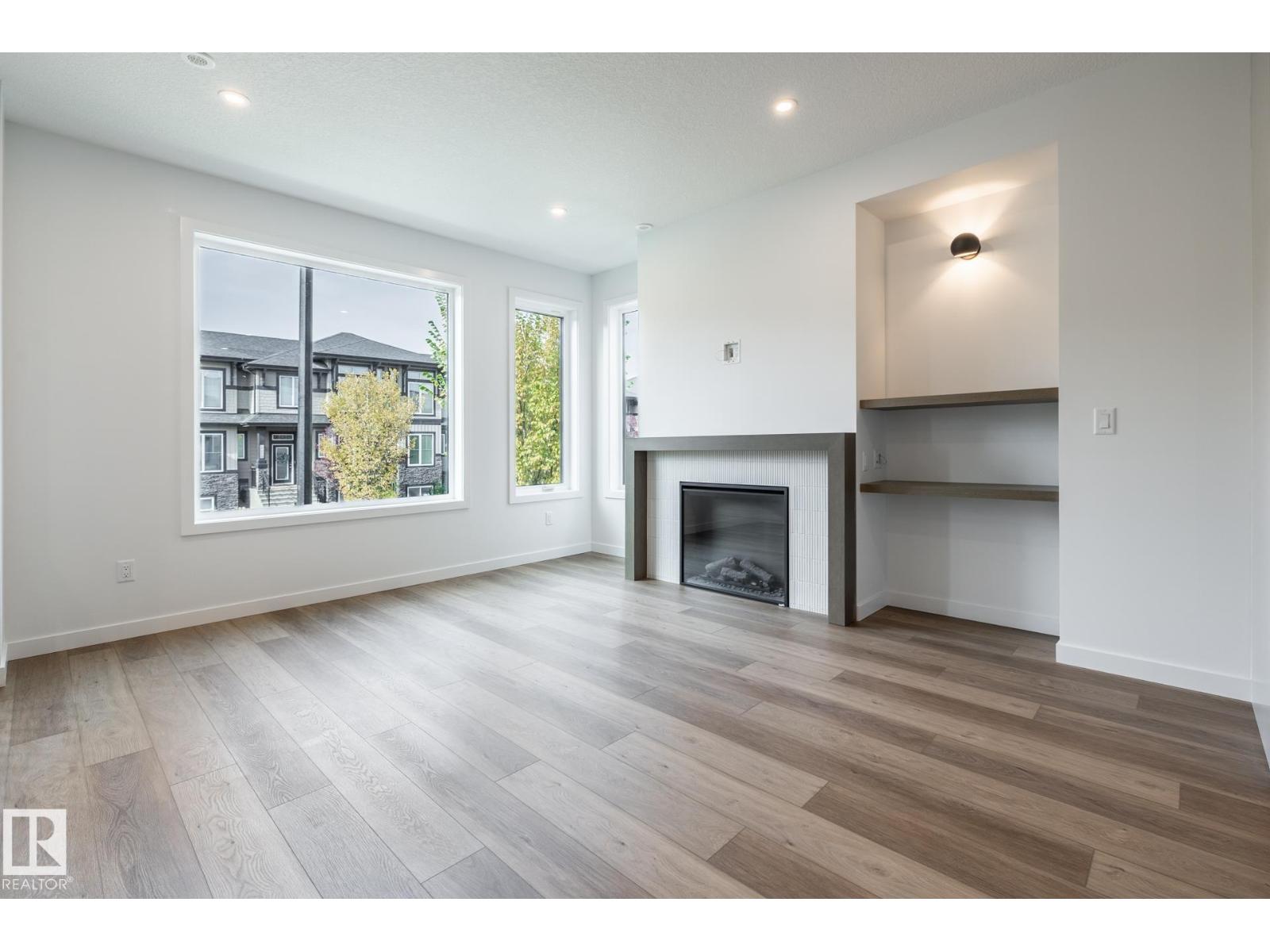7443 May Common Nw Nw, Edmonton, Alberta  T6R 0X4 - Photo 3 - E4513375