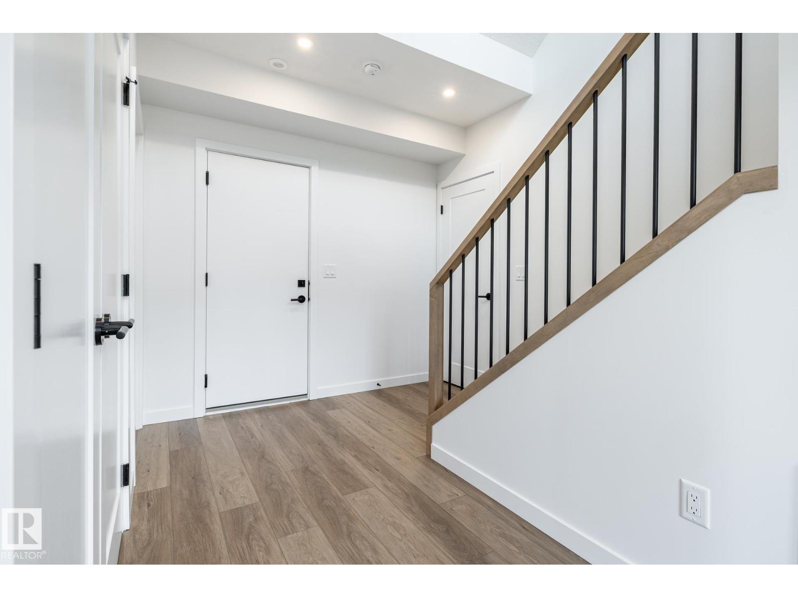 7443 May Common Nw Nw, Edmonton, Alberta  T6R 0X4 - Photo 44 - E4513375