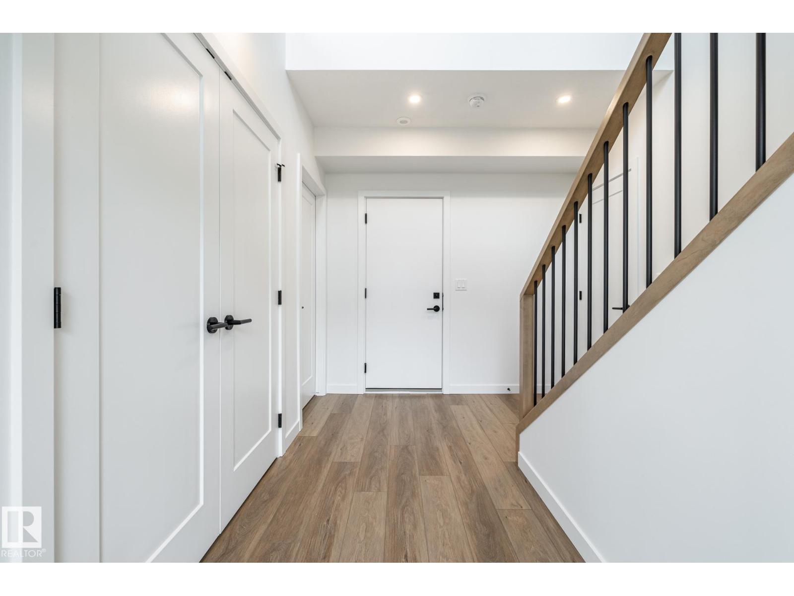 7443 May Common Nw Nw, Edmonton, Alberta  T6R 0X4 - Photo 45 - E4513375
