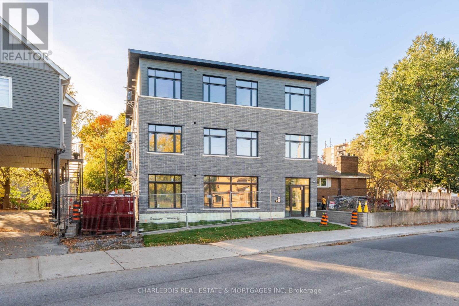D - 830 ST LAURENT BOULEVARD, Ottawa, Ontario