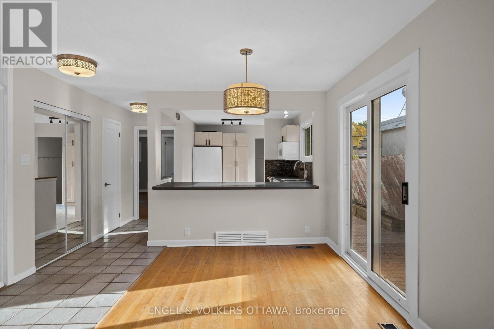 50 Solva Drive, Ottawa, Ontario  K2H 5R5 - Photo 10 - X14090560