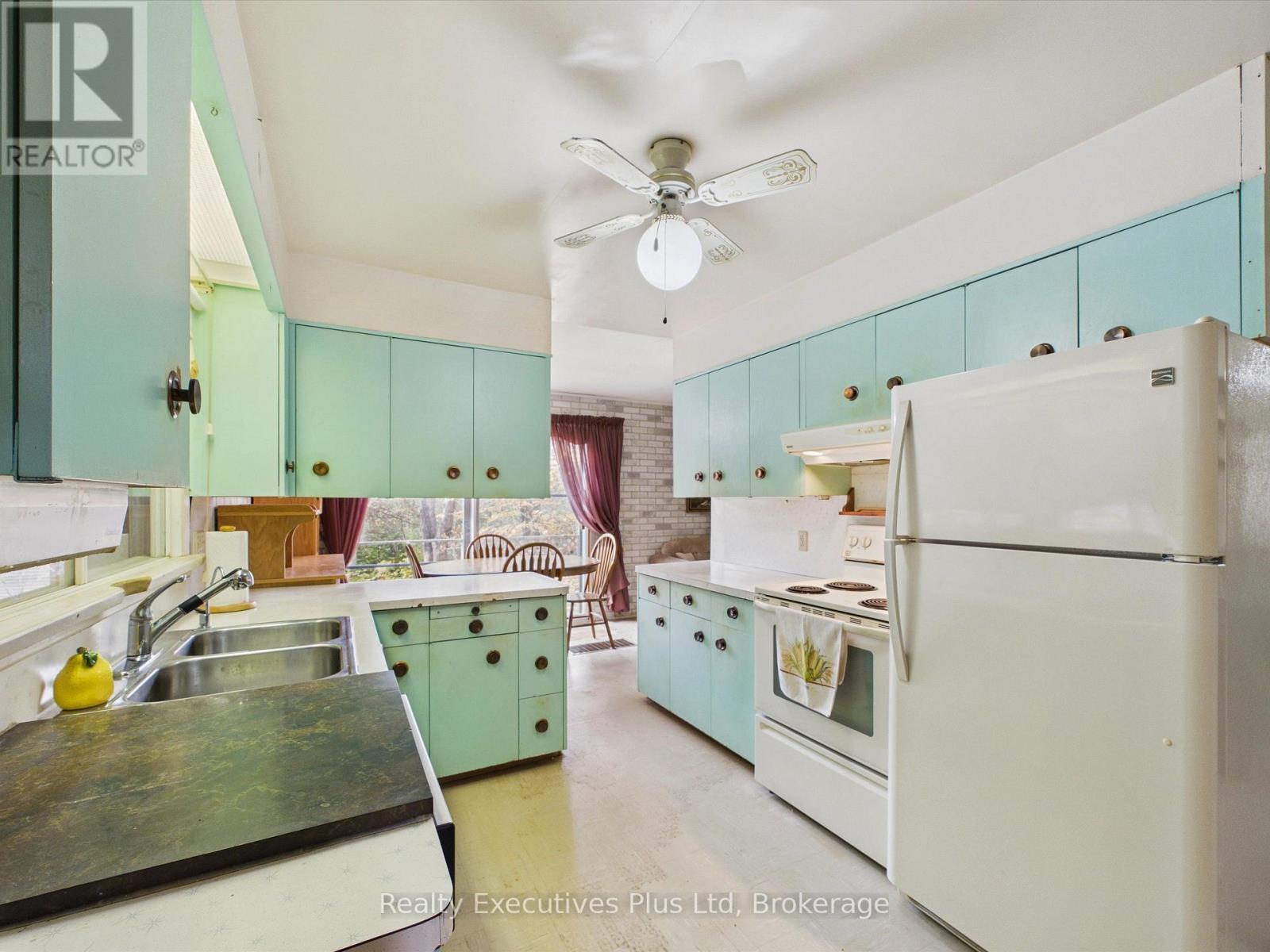 117 Forest Lake Road, Strong, Ontario  P0A 1Z0 - Photo 11 - X14090566