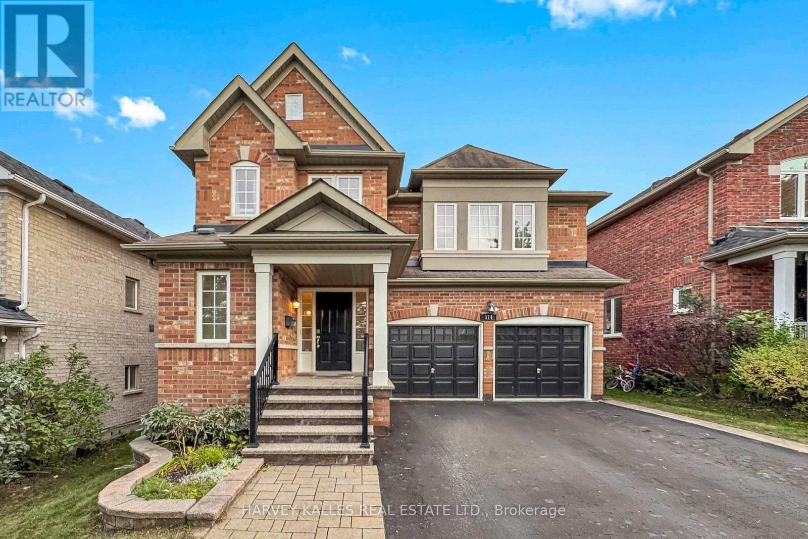 314 DOWSON LOOP, Newmarket, Ontario