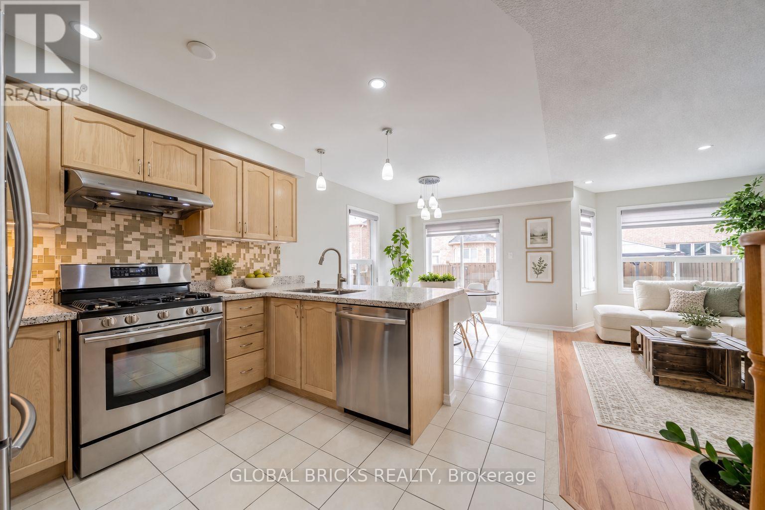 107 Win Timbers Crescent, Whitchurch-Stouffville, Ontario  L4A 0Z1 - Photo 13 - N14090594