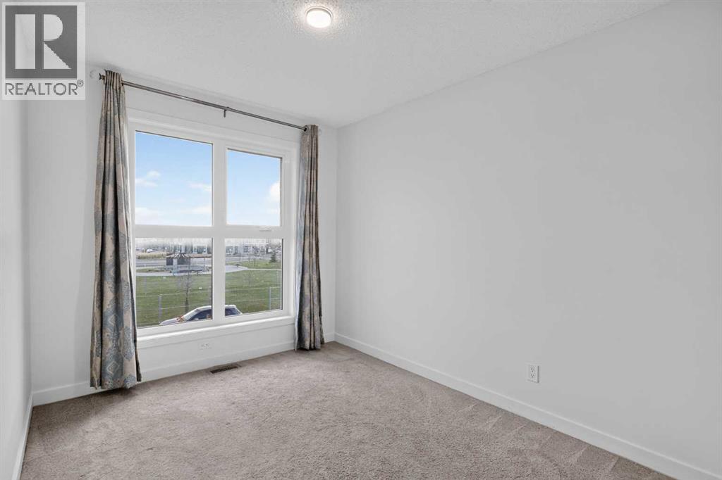 83 Savanna Park NE, Calgary, Alberta  T3J 0Y8 - Photo 19 - A2352461