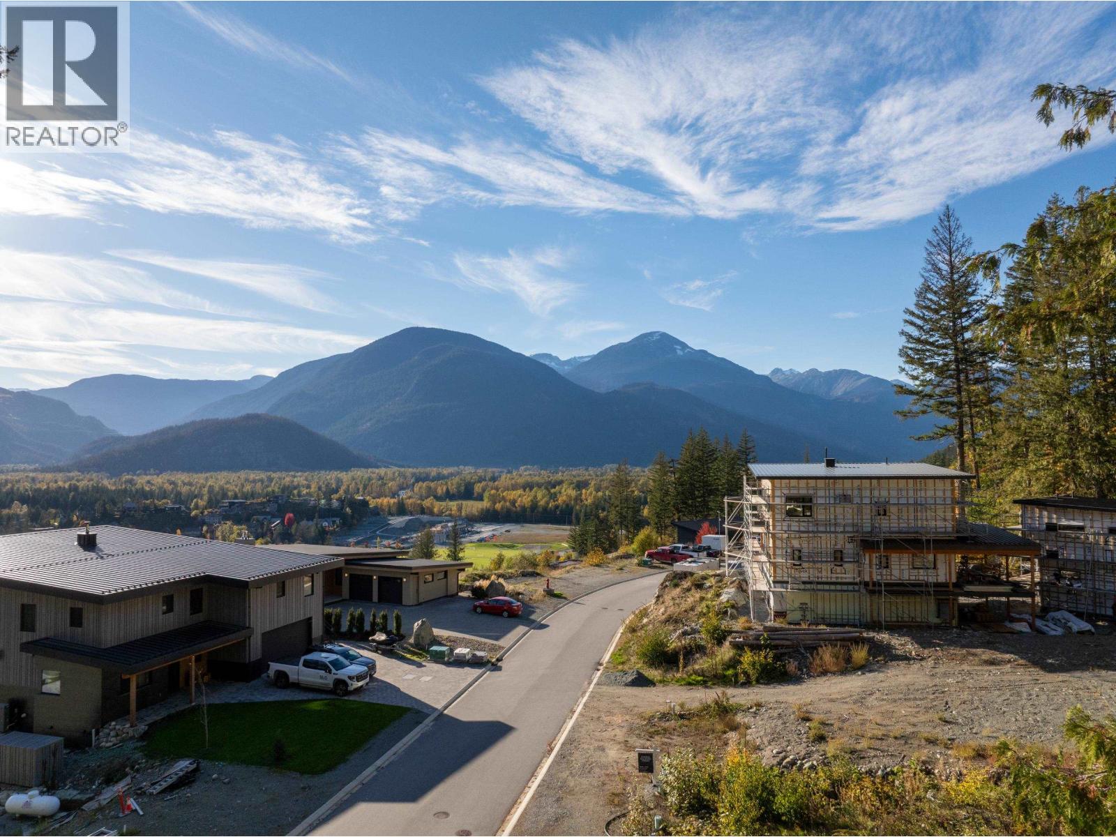 8203 Merlot Peak Drive, Pemberton, British Columbia  V0N 2L3 - Photo 22 - R3176351