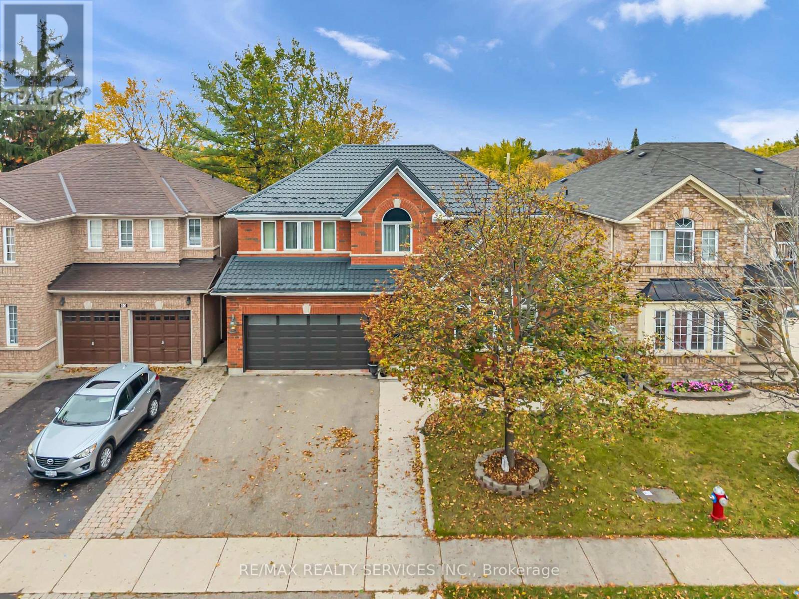 82 Dunvegan Crescent, Brampton, Ontario  L7A 3L4 - Photo 5 - W14086890