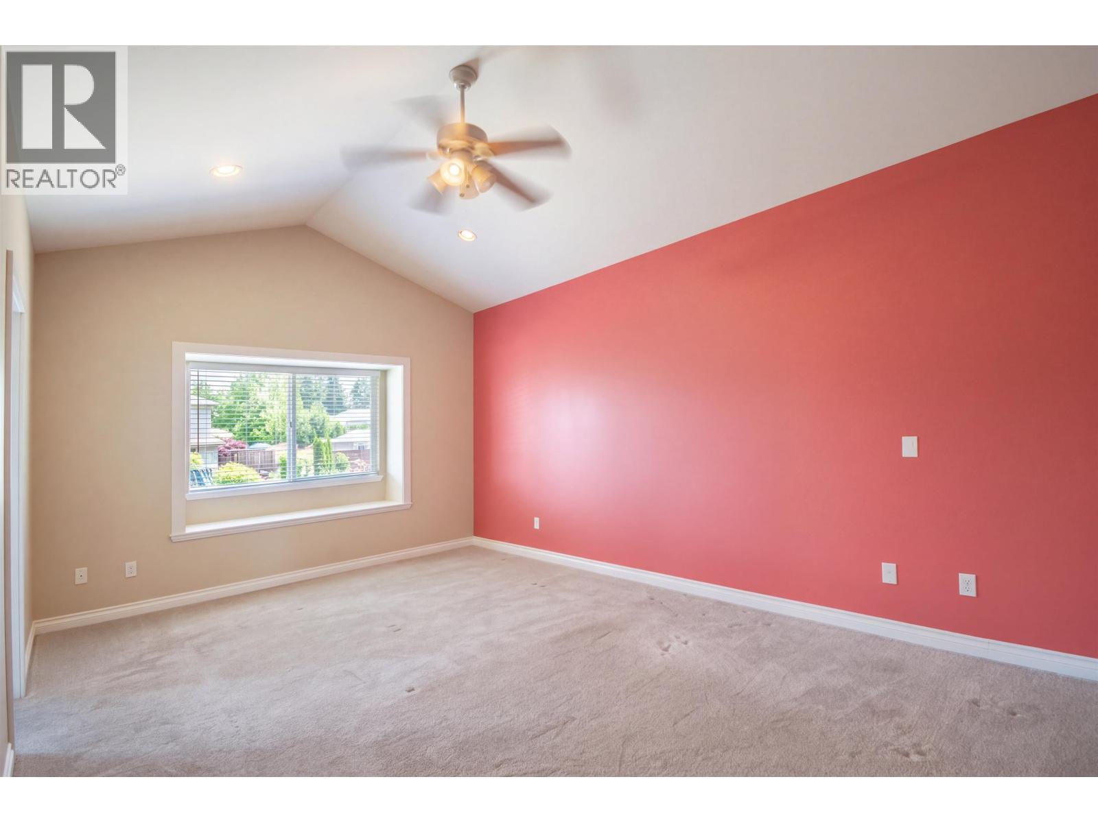 213 Bernatchey Street, Coquitlam, British Columbia  V3K 4C2 - Photo 18 - R3176352
