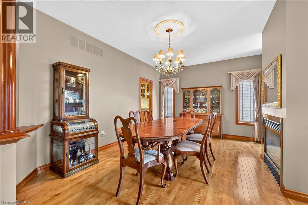 219 Jacqueline Boulevard, Hamilton, Ontario  L9B 2T6 - Photo 12 - 40865522