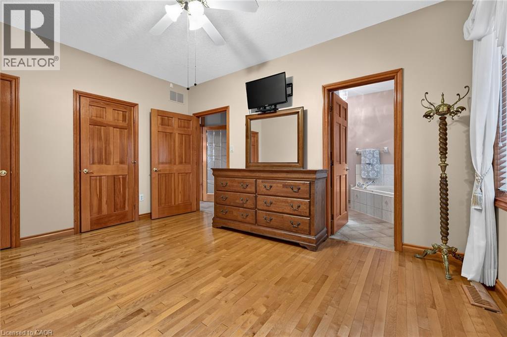 219 Jacqueline Boulevard, Hamilton, Ontario  L9B 2T6 - Photo 29 - 40865522