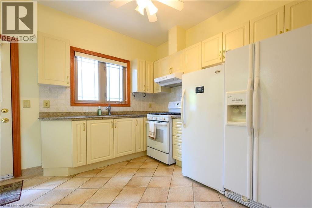219 Jacqueline Boulevard, Hamilton, Ontario  L9B 2T6 - Photo 42 - 40865522