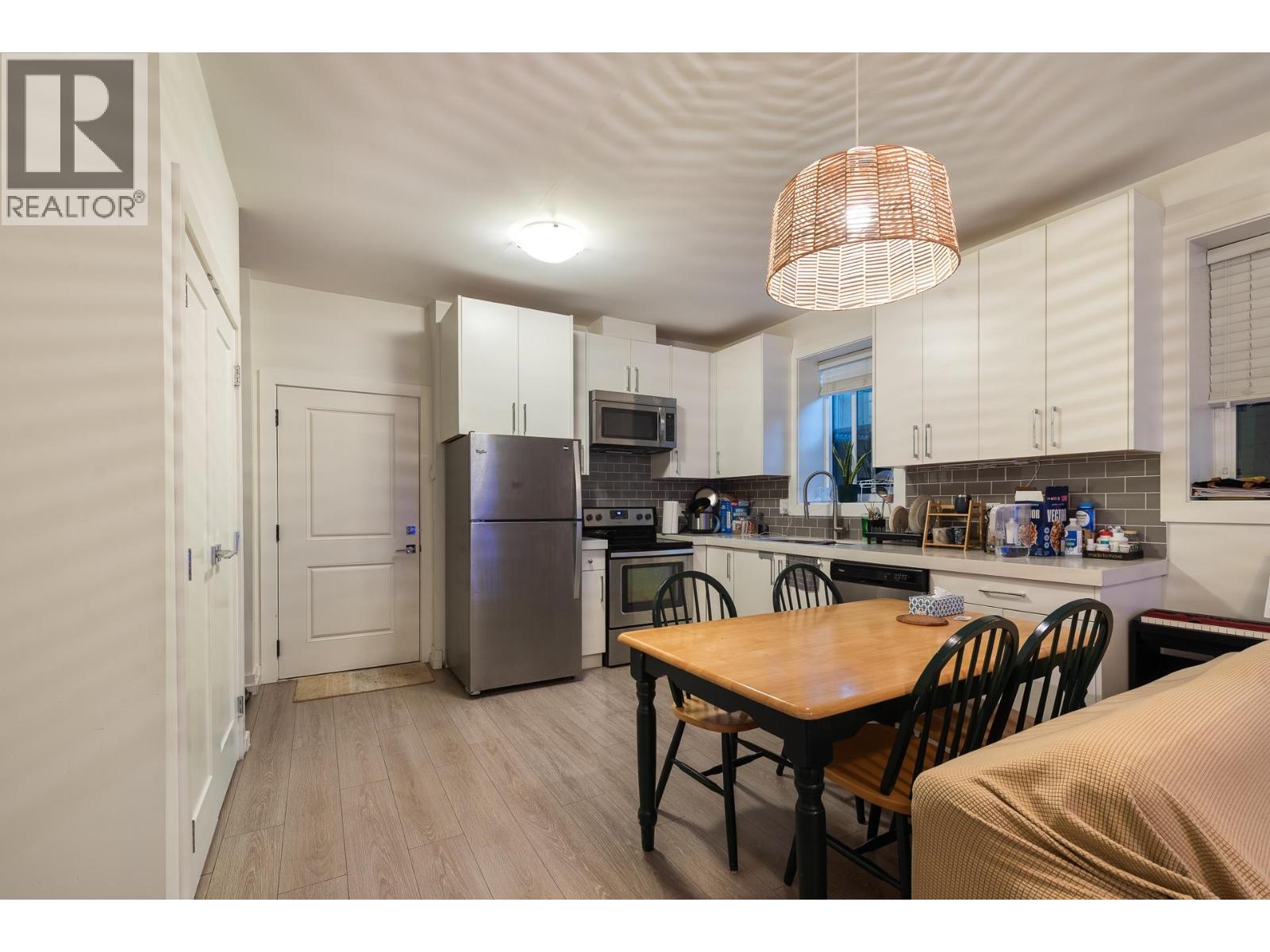 2152 Craigen Avenue, Coquitlam, British Columbia  V3K 1W6 - Photo 32 - R3175336