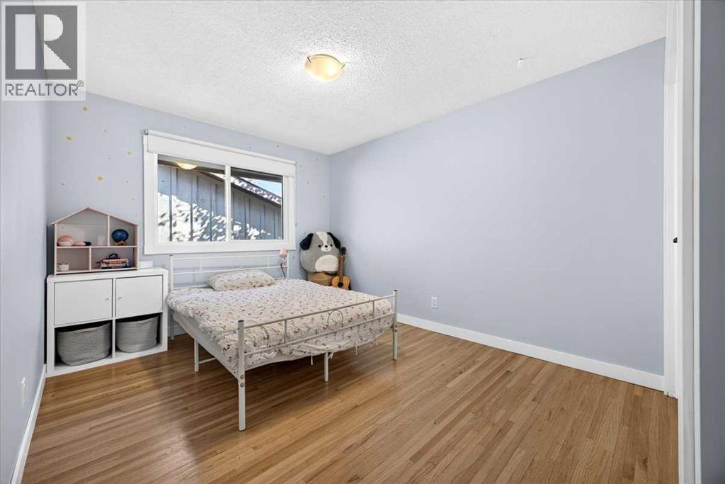 36 Lake Lucerne Close Se, Calgary, Alberta  T2J 3H8 - Photo 21 - A2352628