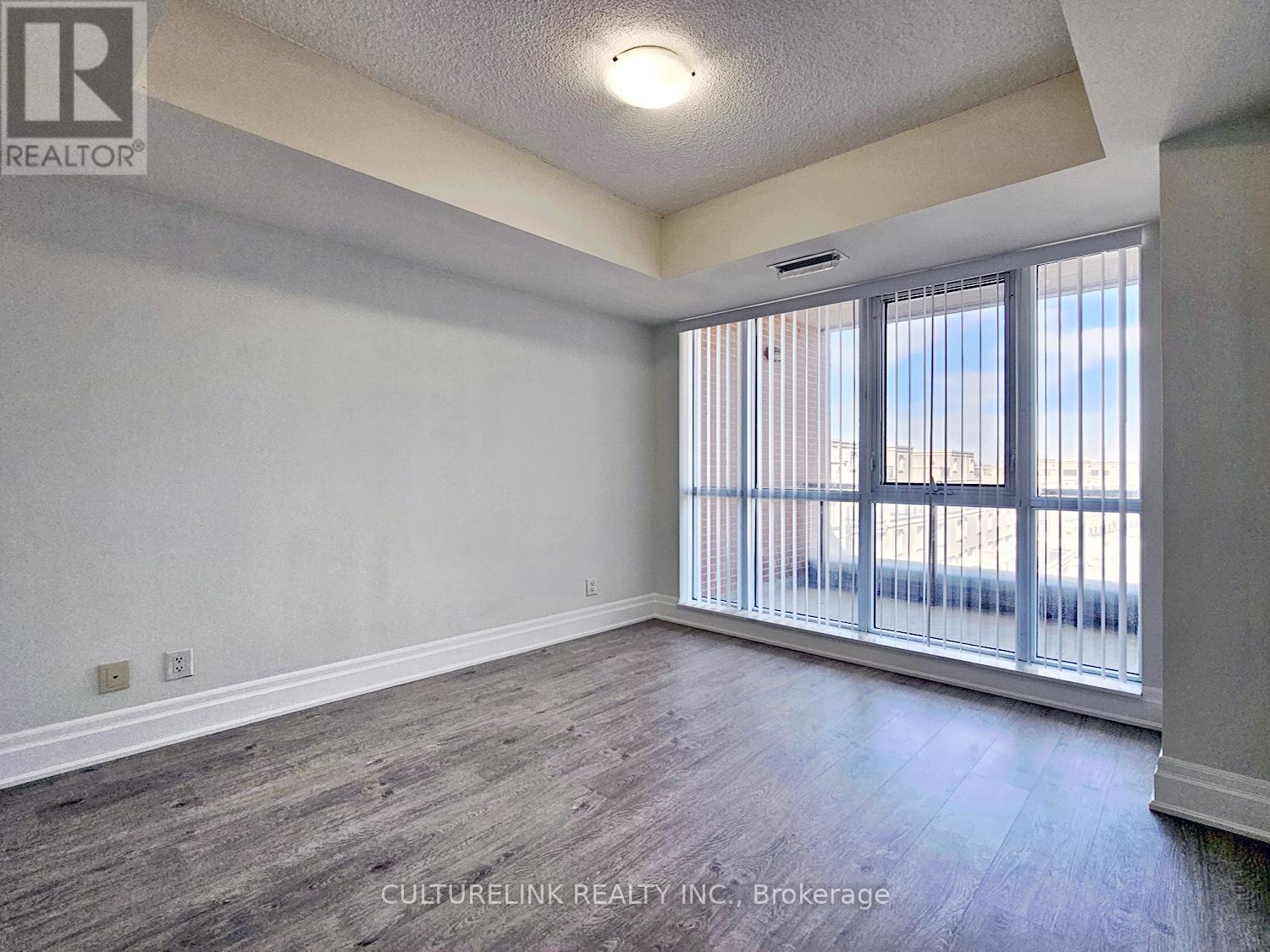 401 - 1 Upper Duke Crescent, Markham, Ontario  L6G 0B6 - Photo 12 - N14090636