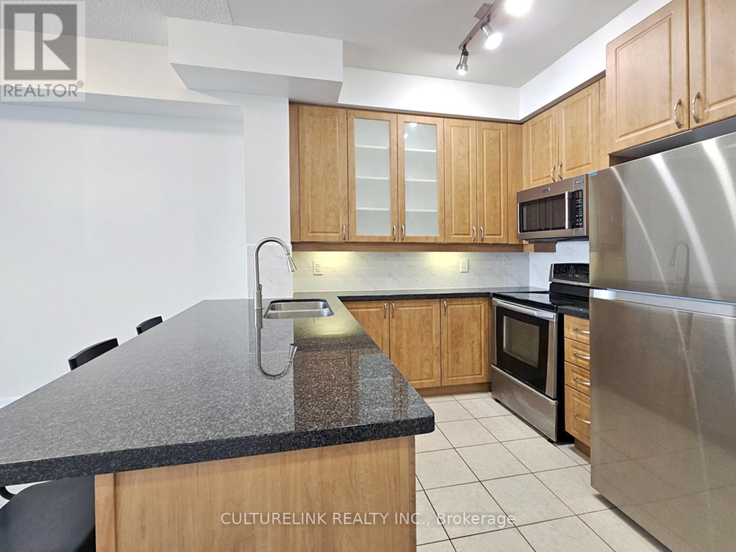 401 - 1 Upper Duke Crescent, Markham, Ontario  L6G 0B6 - Photo 5 - N14090636