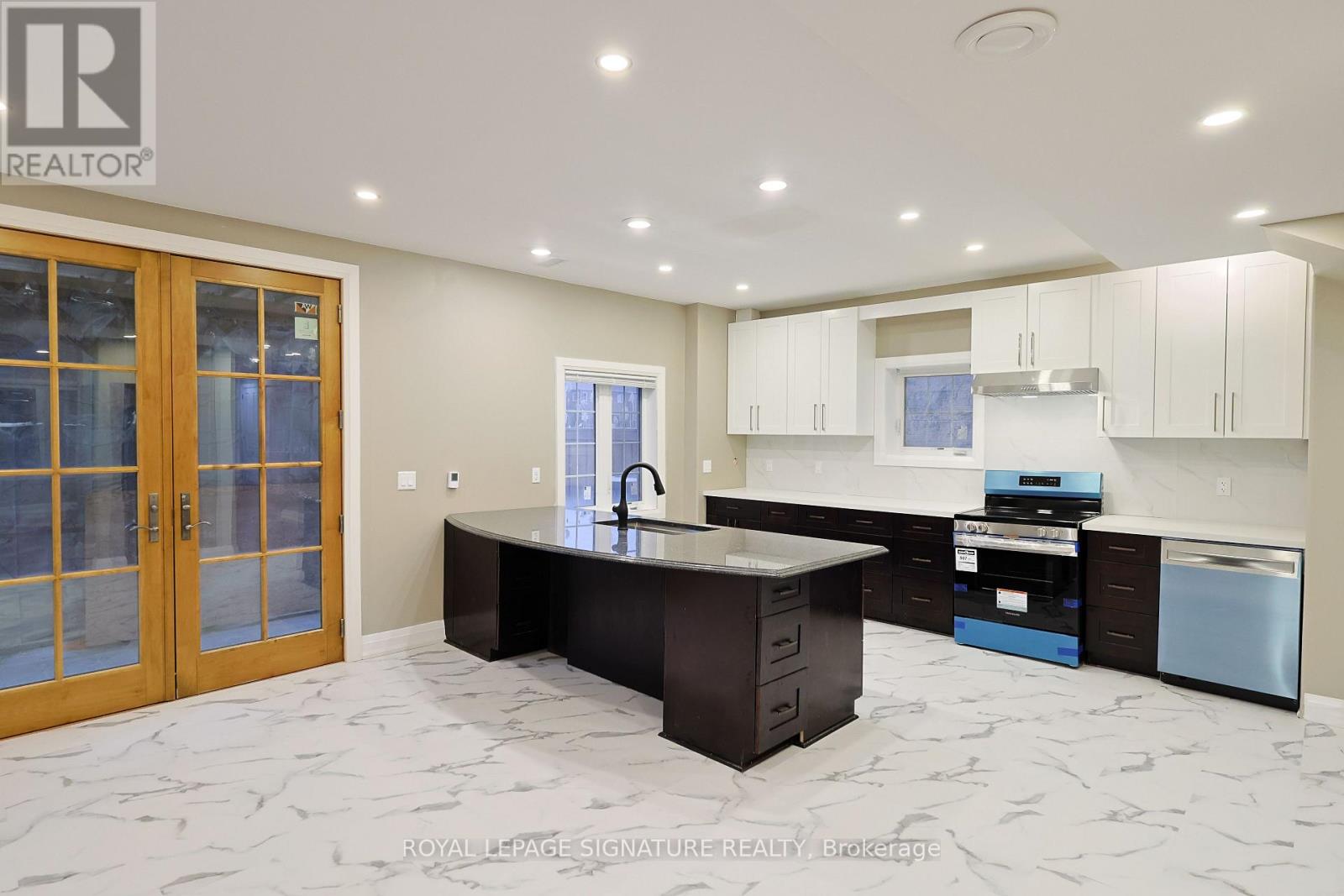 LOWER - 380 MCGIBBON DRIVE, Milton, Ontario