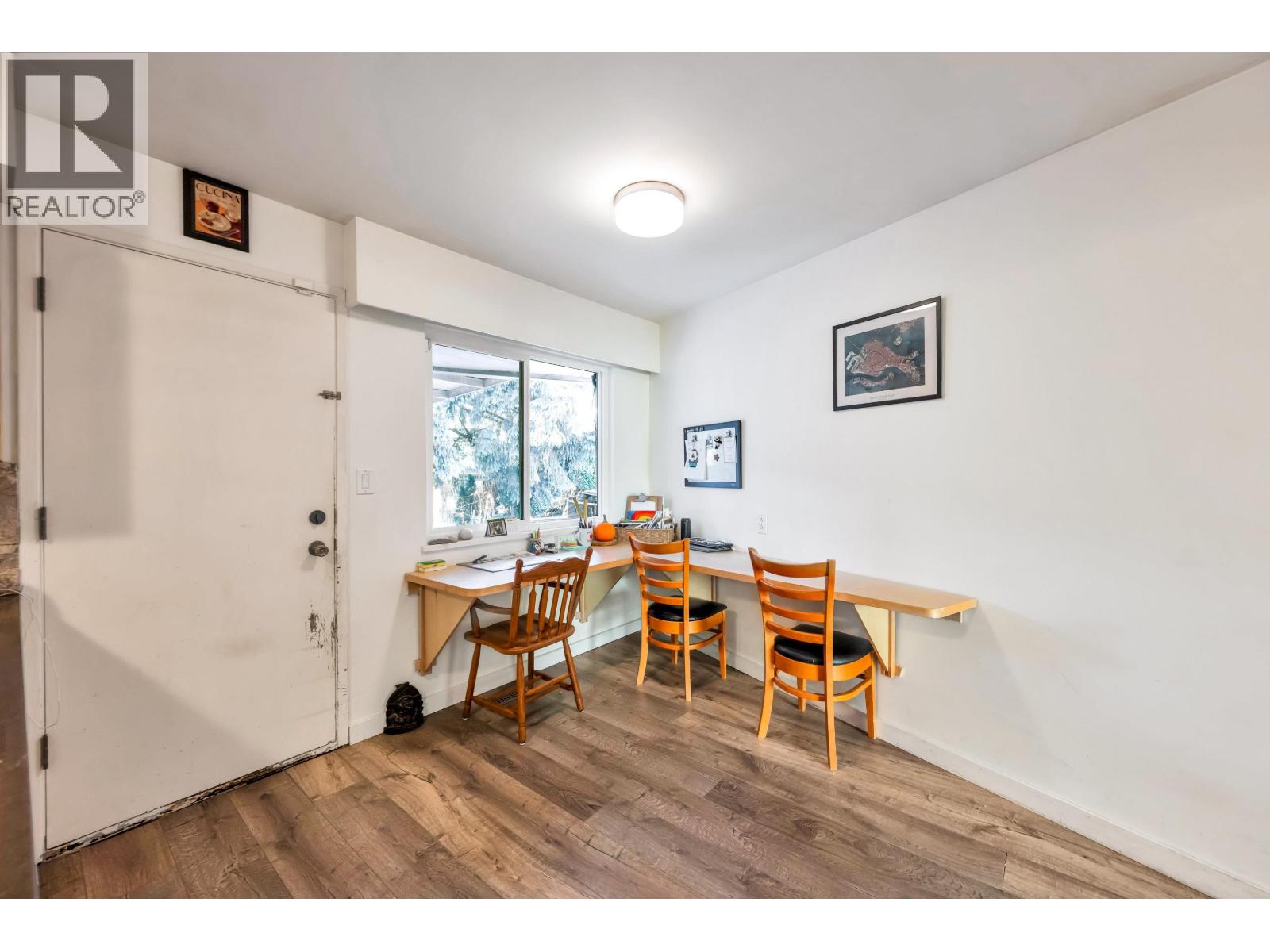 5460 Meadedale Drive, Burnaby, British Columbia  V5B 2E8 - Photo 18 - R3176205