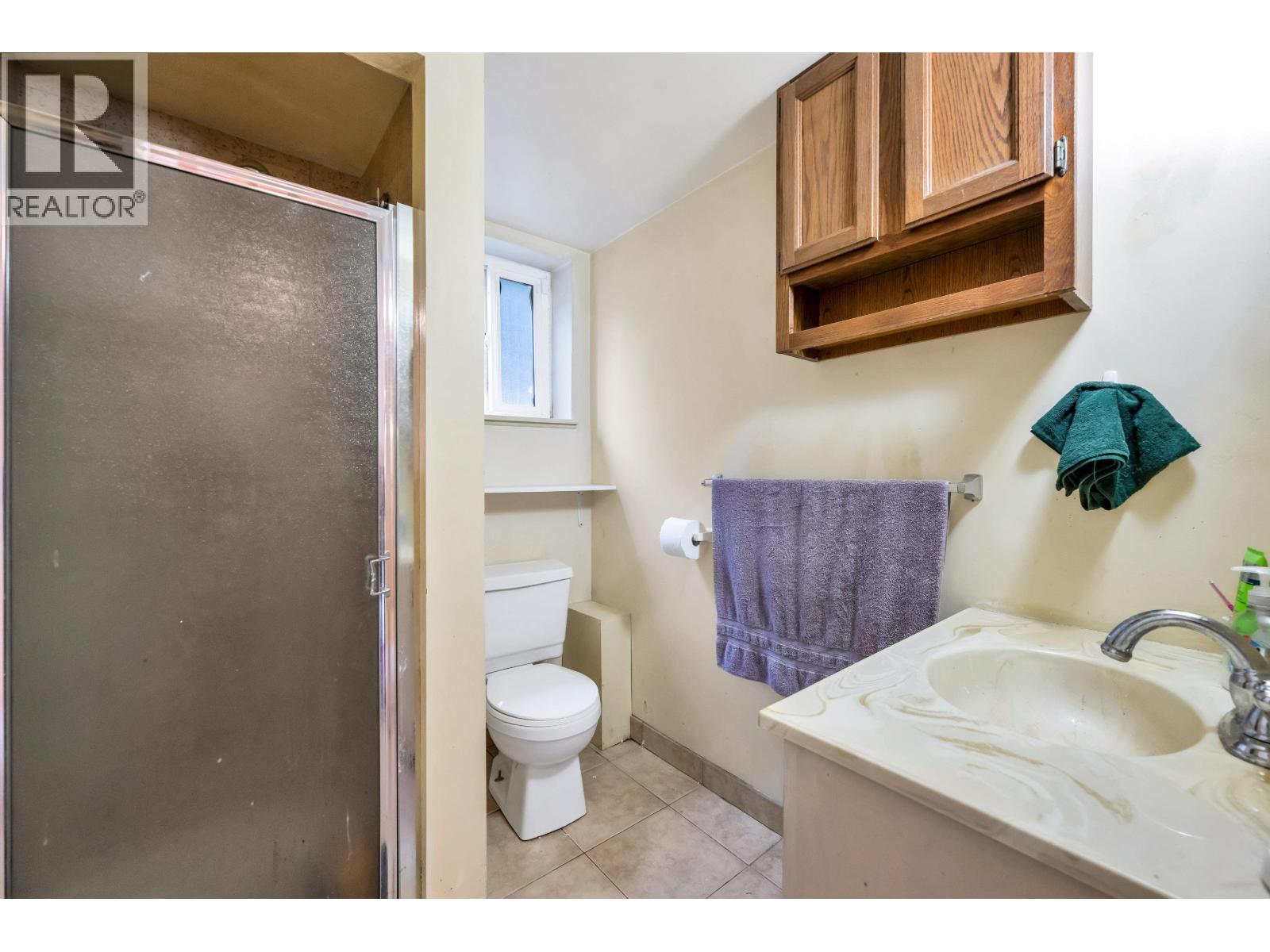 5460 Meadedale Drive, Burnaby, British Columbia  V5B 2E8 - Photo 32 - R3176205
