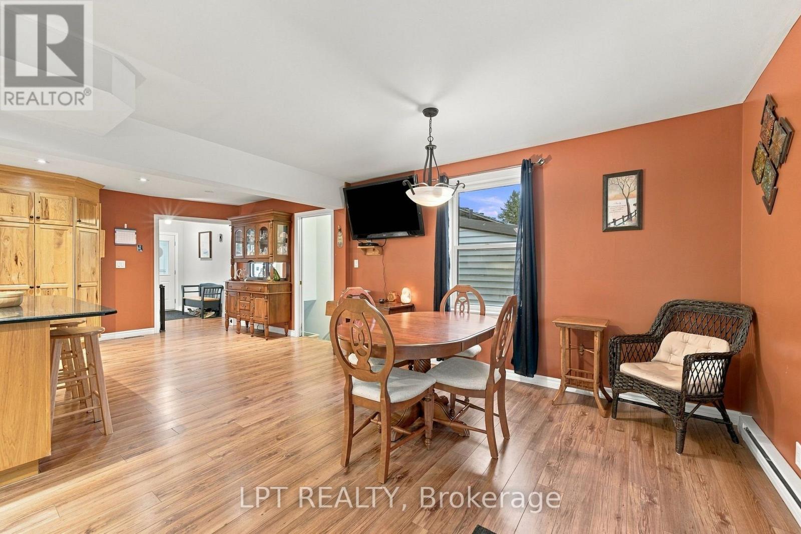 254 Victoria Street, North Middlesex, Ontario  N0M 2K0 - Photo 19 - X14090720