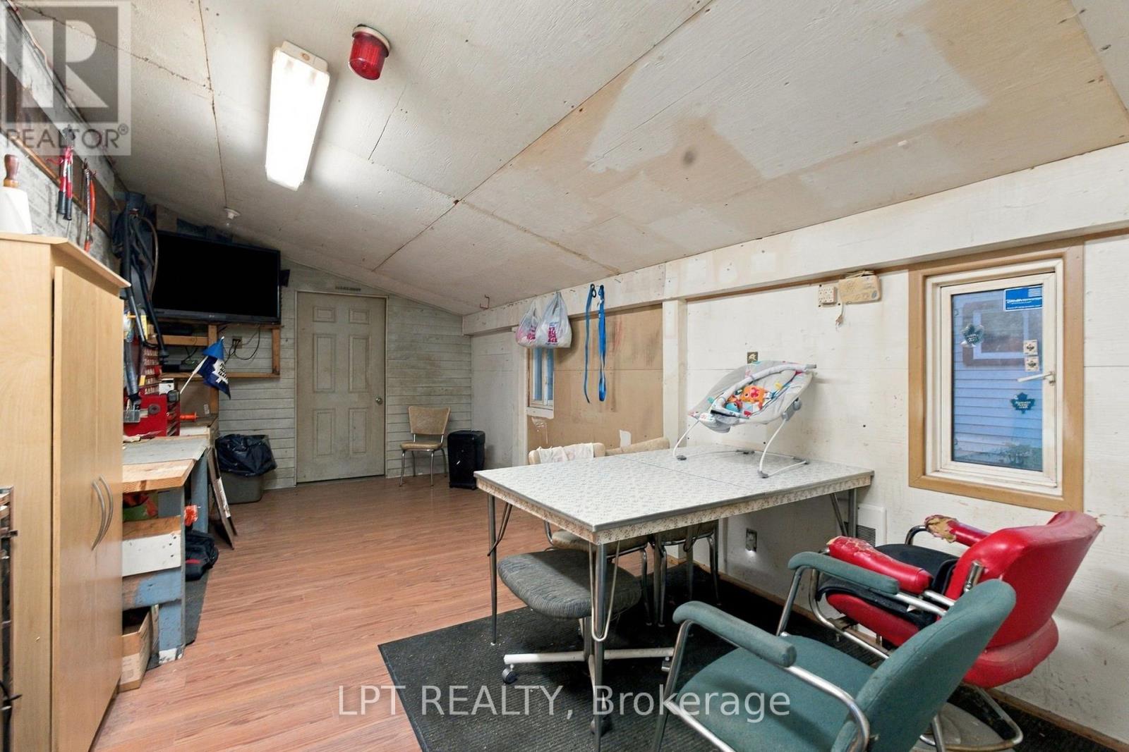 254 Victoria Street, North Middlesex, Ontario  N0M 2K0 - Photo 33 - X14090720