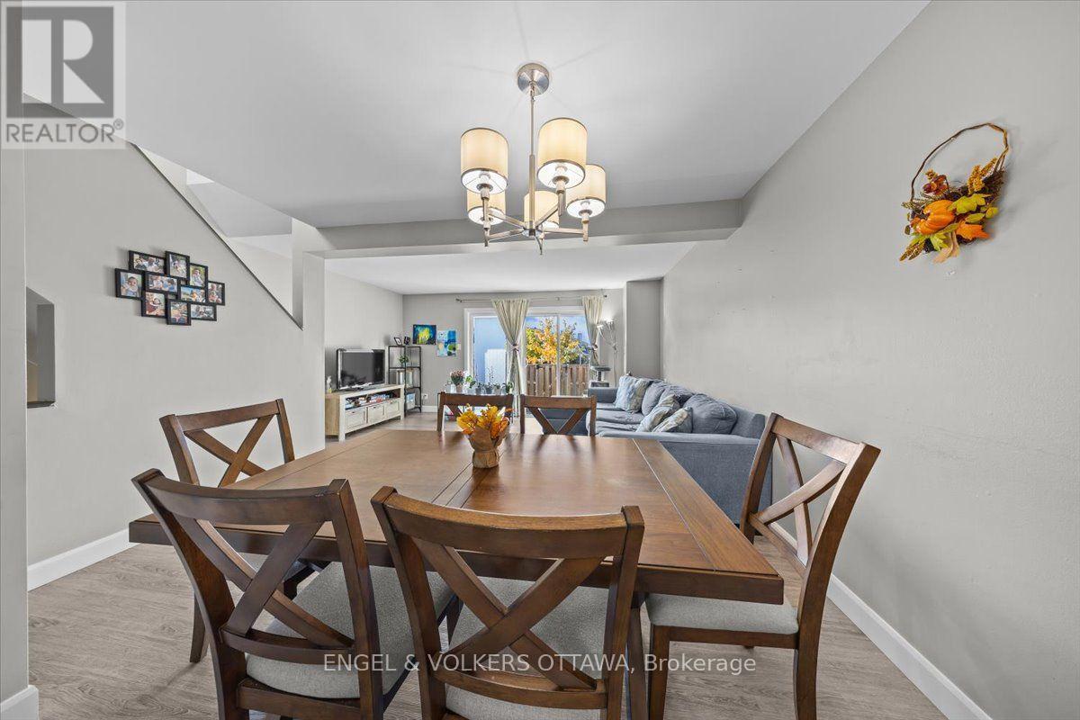 47 Bentbrook Crescent, Ottawa, Ontario  K2J 3Y1 - Photo 7 - X14090710