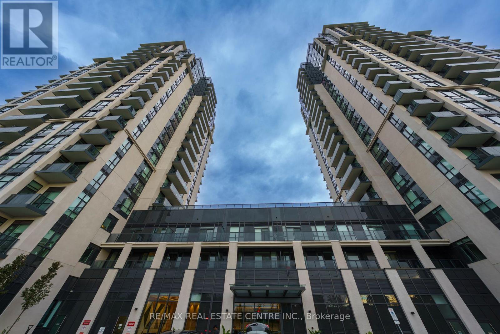 509W - 202 BURNHAMTHORPE ROAD E, Mississauga, Ontario