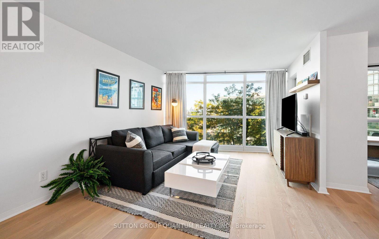 1110 - 219 Fort York Boulevard, Toronto, Ontario M5V 1B1 - Photo 3 - C14033198