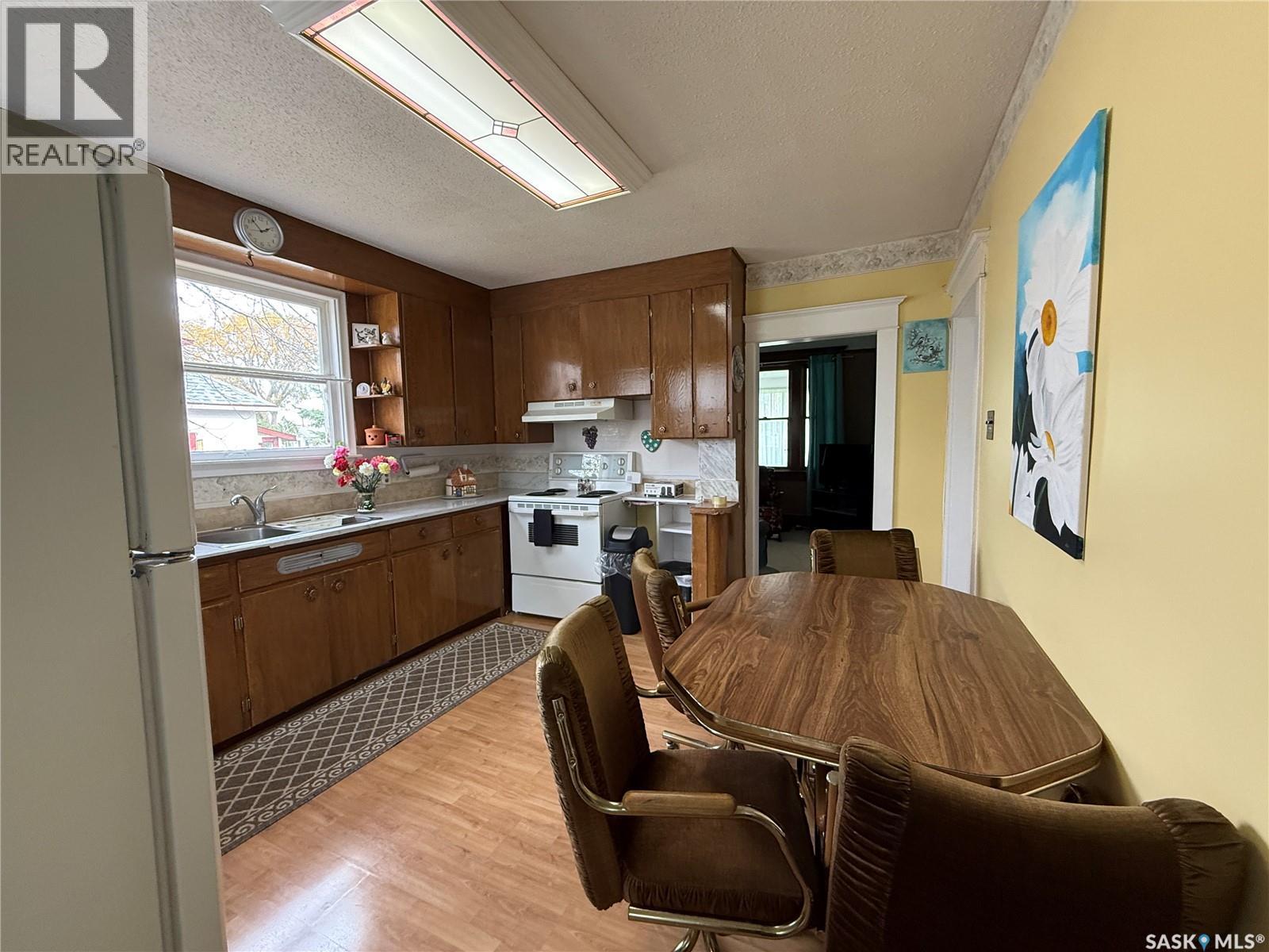 1721 99th Street, North Battleford, Saskatchewan  S9A 0R6 - Photo 11 - SK051357